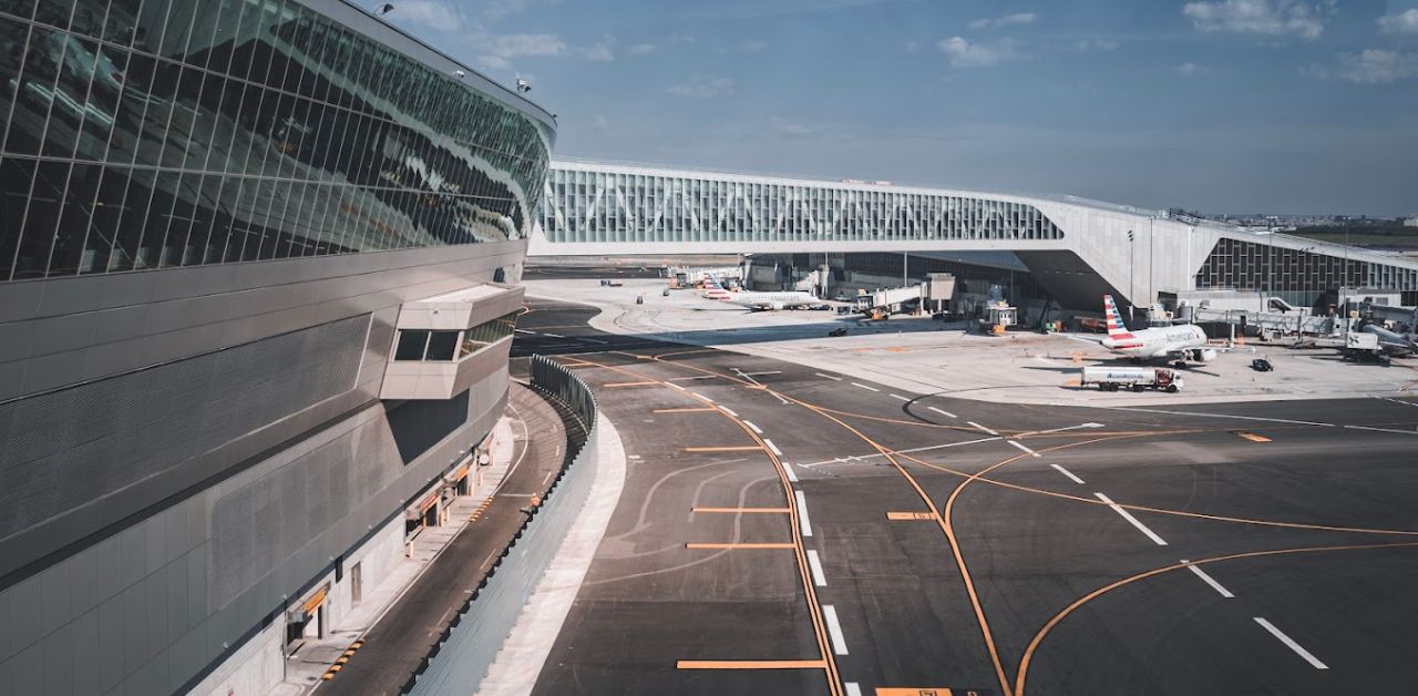Spirit Airlines LGA Terminal