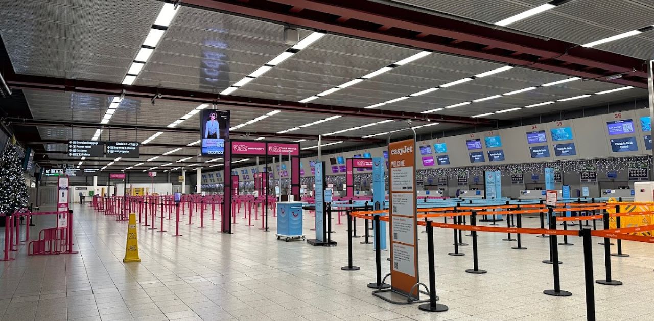 Wizz Air LTN Terminal