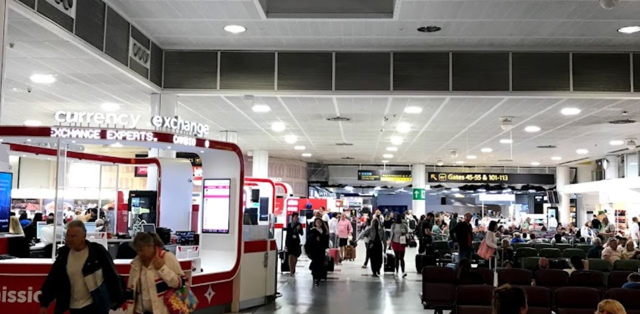 Hainan Airlines LGW Terminal