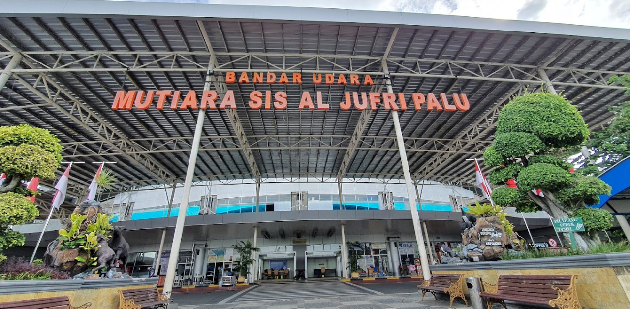 Garuda Indonesia PLW Terminal – Mutiara SIS Al-Jufrie Airport