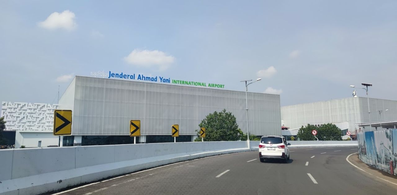 Garuda Indonesia SRG Terminal – Jenderal Ahmad Yani International Airport